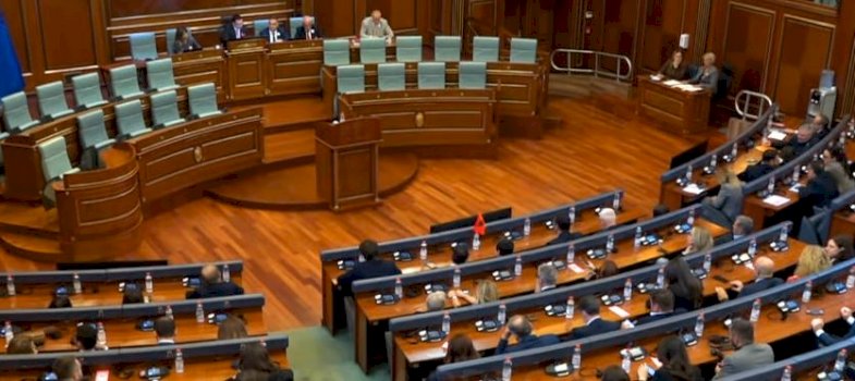 kuvendi-neser-mban-seance,-ne-rend-dite-edhe-formimi-i-komisionit-per-perzgjedhjen-anetareve-te-bordit-te-rtk’se