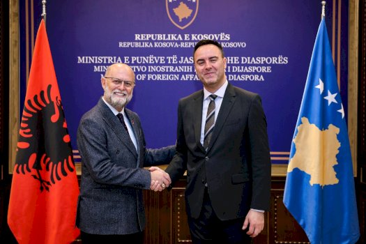 konjufca-priti-ambasadorin-e-shqiperise,-fokus-ne-bashkepunim-strategjik