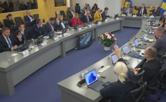 qeveria-miraton-projektligjin-per-cmimet-tavan