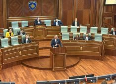 hamza:-qytetaret-po-vuajne-nga-cmimet-e-derivateve,-qeveria-nuk-po-merr-masa-efektive