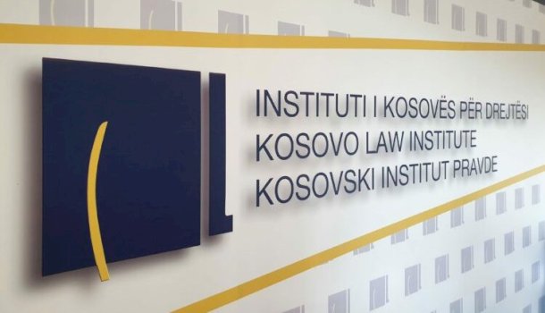 ceshtja-e-sekretarit-te-kuvendit,-ikd:-kryesia-arbitrarisht-shpalli-konkurs-te-ri,-precedent-i-rrezikshem,-pergjegjesia-fillimisht-eshte-mbi-haxhiun