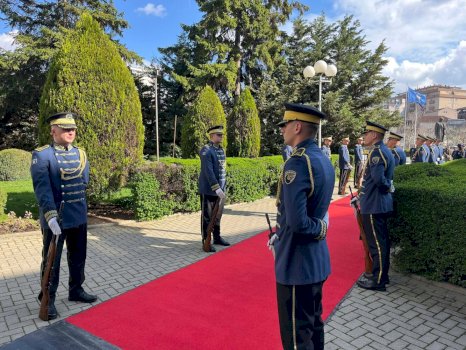 dorezimi-i-detyres-nga-osmani-te-haxhiu,-nisin-pergatitjet-e-fundit