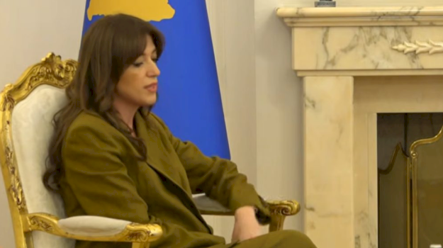 haxhiu-ne-presidence:-deputetet-t’i-lene-anash-inatet,-t’i-vazhdojne-pas-zgjedhjes-se-presidentit