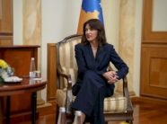 angazhimi-i-pare-i-haxhiut-si-ud.-presidente,-neser-shkon-ne-rezalle-per-homazhe