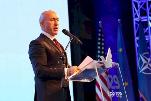 haradinaj-uron-pashket:-kjo-feste-e-shenjte-le-te-sjelle-paqe,-miresi-dhe-harmoni-ne-familjet-tuaja
