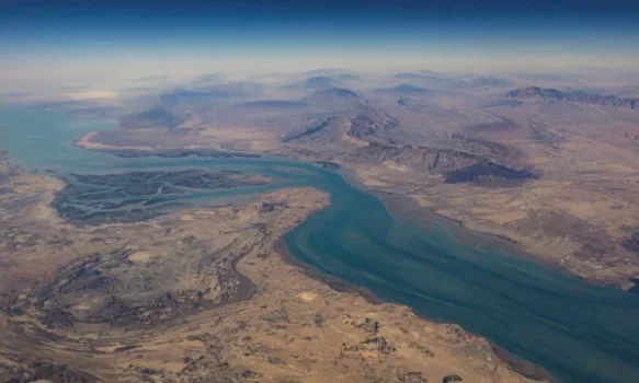 marina-e-iranit-refuzon-kerkesen-e-trump-per-te-hapur-ngushticen-e-hormuzit