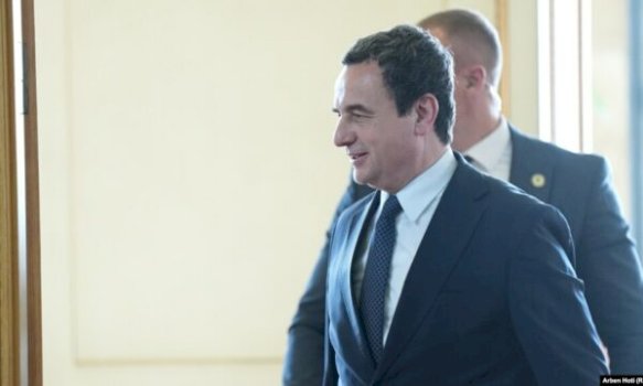 kurti-ne-kuvend,-pritet-takimi-me-abdixhikun