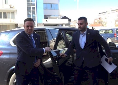 abdixhiku-arrin-ne-kuvend:-te-shohim-tash,-pas-takimit-deklarohemi