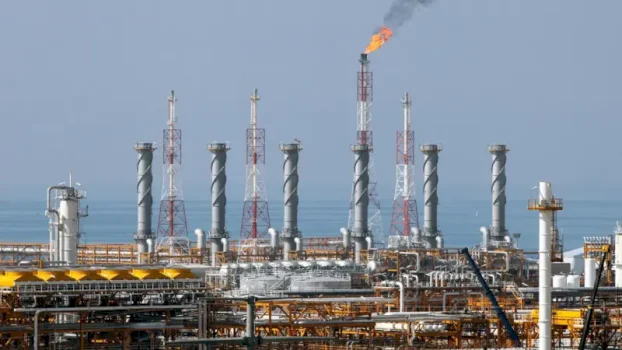 izraeli-sulmon-uzinen-e-madhe-petrokimike-iraniane