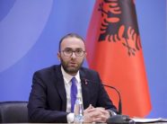 pd-ja-pas-protestes-ne-maqedonine-e-veriut:-shqipja-nuk-negociohet
