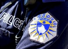 dyshohet-se-e-sulmoi-seksualisht-vajzen-e-tij-te-mitur,-arrestohet-nje-burre-ne-gjakove