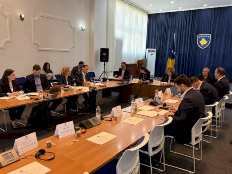 projektligji-per-cmimet-tavan:-qeveria-synon-stabilitet,-opozita-kerkon-sqarime