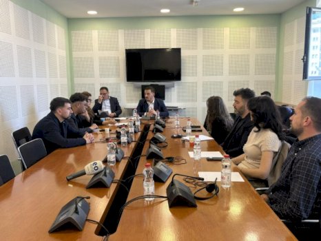 caktohet-mbledhja-per-shqyrtimin-dokumentacionit-te-kandidateve-te-kpm-se,-opozita-kundershton-afatin