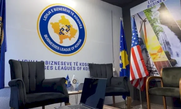 lidhja-e-bizneseve-te-kosoves-pas-lincimit-publik-te-gjyqtarit-te-komerciales:-te-ndalet-presioni-politik-mbi-drejtesine