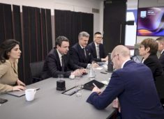 kurti-ne-londer-takon-kreun-e-berzh-it,-diskutohet-per-projekte-infrastrukturore-dhe-mbeshtetje-per-sektorin-privat