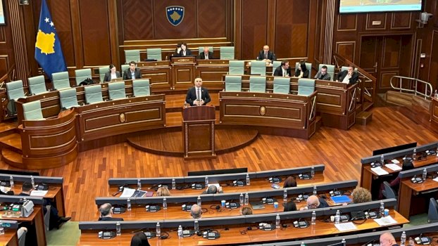 besnik-tahiri:-kjo-qeveri-e-ka-bllokuar-kosoven