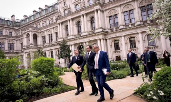 kryeministri-kurti-i-ben-permbledhje-vizites-ne-londer:-e-dyta-brenda-gjashte-muajsh,-mbreteria-e-bashkuar-aleat-kyc