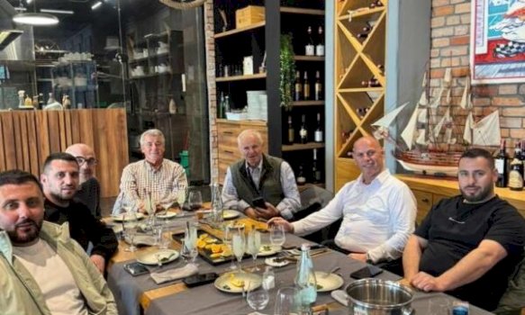 lladrovci-takon-mesuesin-e-tij,-lobist-ne-amerike,-diskutojne-per-dilemen:-me-be-apo-me-ameriken