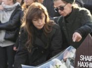 lot-e-dhimbje,-albulena-haxhiu-ndan-pamjet-nga-varrimi-i-babait