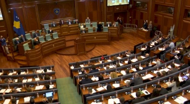 marmullakaj:-kuvendi-shkeli-ligjin-per-sekretarin-e-pergjithshem,-pergjegjesi-ka-edhe-haxhiu-e-konjufca