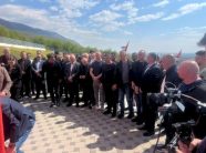 ovl-e-uck-se-kujton-deshmoret-e-istogut:-sakrifica-e-tyre-eshte-gurthemeli-i-shtetit-tone