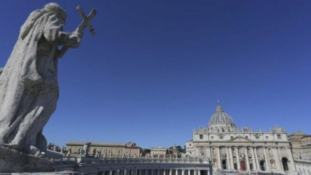 sulmet-e-trump-ndaj-papes,-reagon-per-here-te-pare-vatikani