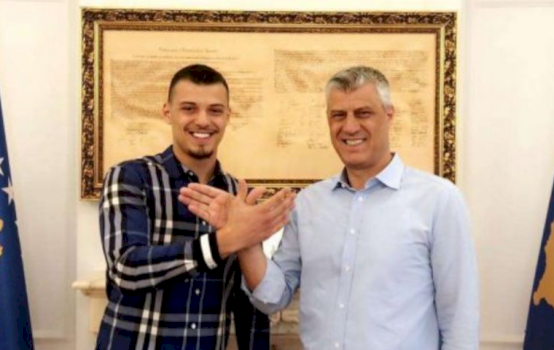 endrit-thaci-feston-ditelindjen-–-edhe-nje-vit-larg-babait