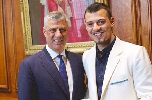 endrit-thaci-feston-ditelindjen-–-edhe-nje-vit-larg-babait