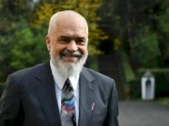 edi-rama-paralajmeron-bizneset-ne-vlore:-mos-abuzoni-me-cmimet