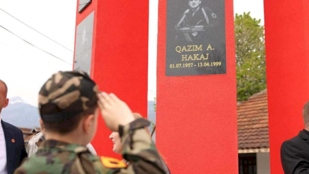 lapidar-per-deshmoret-ne-oroberde-–-perkujtohet-heroizmi-i-tyre-ne-27-vjetorin-e-renies