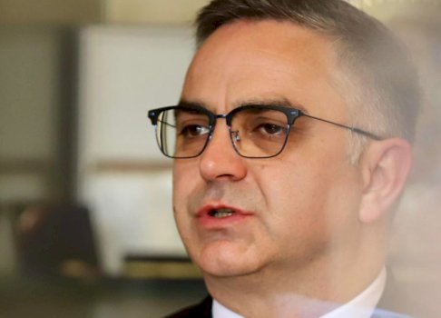 tahiri:-byroja-s’duhet-te-behet-instrument-partiak