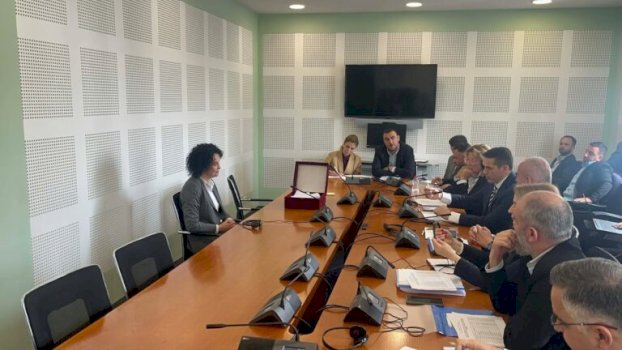 komisioni-per-legjislacion-interviston-kandidatet-per-anetare-te-kgjk-se