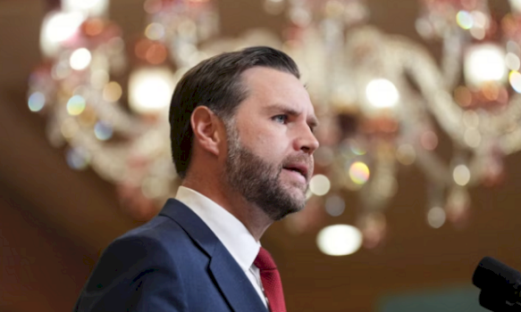 vance:-topi-eshte-ne-fushen-e-teheranit-pas-“perparimit”-ne-bisedime