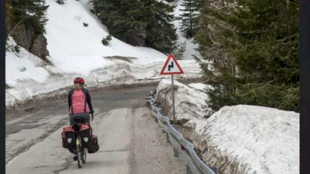 rruga-peje–rozhaje-mbyllet-per-kamione-deri-me-17-prill