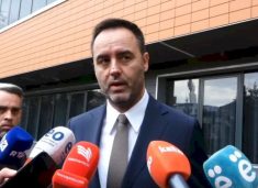 konjufca:-vetevendosja-nuk-insiston-patjeter-qe-te-kete-emrin-e-saj-ne-zgjedhjen-e-presidentit