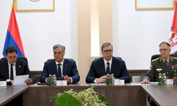 vuciq-me-dodikun-e-oficere-ushtarake:-gjendja-e-sigurise-e-nderlikuar-per-shkak-te-aleances-prishtine-tirane-zabreg,-te-armatosemi