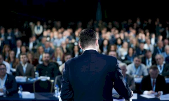 kush-u-la-jashte-kryesise-se-re-te-ldk-se