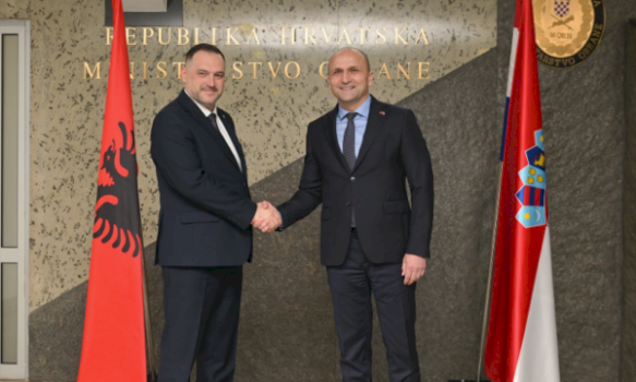 aleanca-me-kosoven-e-shqiperine,-ministri-kroat-ia-kthen-vuciqit:-ka-kaluar-koha-kur-dikush-na-diktonte-se-s’i-t’i-bejme-politikat-tona