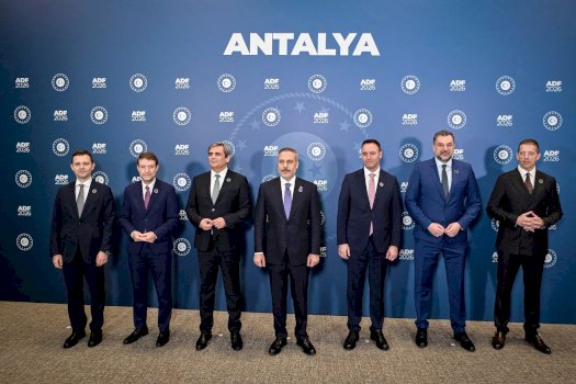 kryediplomatet-e-ballkanit-perendimor-mblidhen-ne-antalya,-konjufca:-u-ritheksua-perkushtimi-i-turqise-per-t’i-qendruar-afer-rajonit