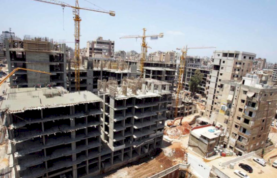 ndertimtaria-perballet-me-kosto-ne-rritje,-shtrenjtohen-banesat-dhe-bie-interesimi-per-blerje