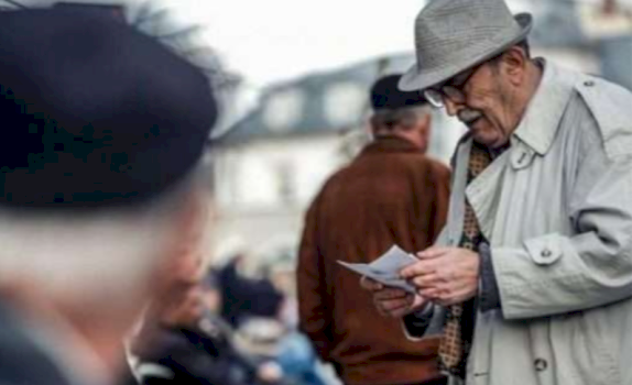 Ekzekutohen pagesat për veteranë  pensione të përkohshme dhe ato familjare