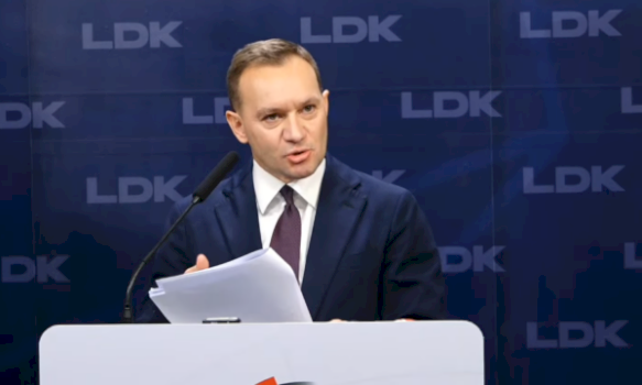 zogaj:-kurti-po-e-dergon-vendin-ne-zgjedhje-sepse-nuk-po-i-mjaftojne-pozitat-shteterore-qe-ka