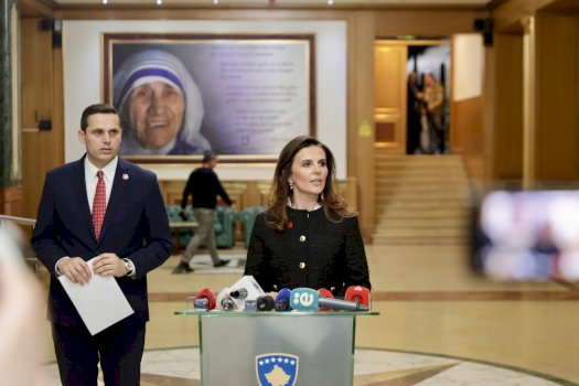 mbledhja-e-keshillit-drejtues-te-pdk-se,-vlora-citaku:-kurti-do-te-sundoje,-e-jo-te-qeveris