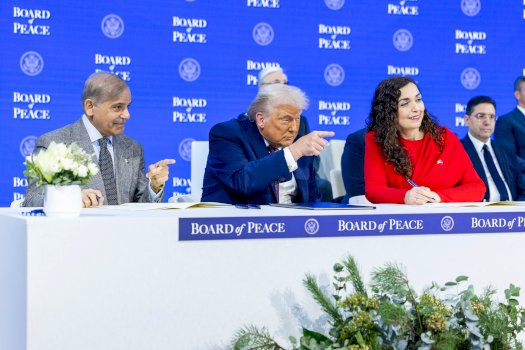 presidenti-trump-i-shkruan-vjosa-osmanit:-mezi-pres-ta-vazhdoj-bashkepunimin-me-ju-ne-vitet-ne-vijim