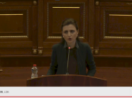 janina-ymeri:-ekonomia-jone-nuk-mund-te-drejtohet-nga-rrenat-e-brockullat