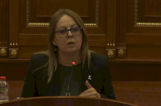 hykmete-bajrami-i-reagon-kercelit:-cojini-rastet-ne-prokurori,-jo-vetem-akuza-ne-kuvend