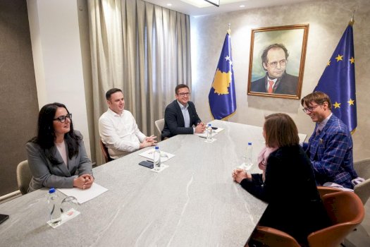 abdixhiku-e-informon-shefen-e-be-se-per-zhvillimet-politike-ne-vend,-thote-se-vendit-urgjentisht-i-duhen-institucionet