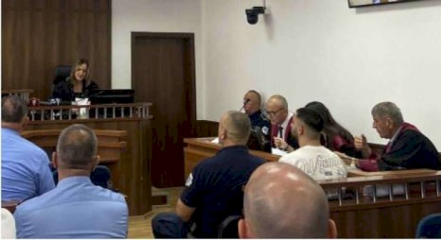 Sot seanca gjyqësore për vrasjen e Auron Thaqit