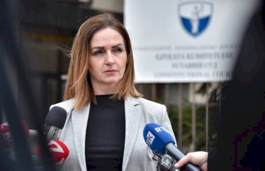 nagavci-per-gjuhen-e-deputetit-geci:-jane-deklarata-individuale-dhe-te-pandikuara