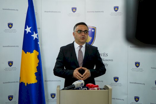 tahiri-i-aak-se:-nuk-marrim-pjese-ne-seancen-per-president-ku-propozohen-dy-kandidate-prej-nje-partie